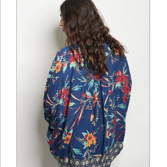 Floral Print Kimono - Picture 2 of 2